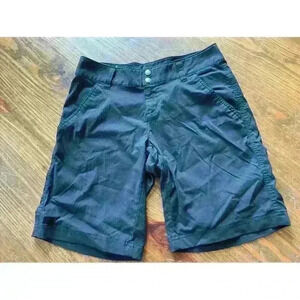 Columbia Omni-Shield Advanced Repellency Women's Black Shorts, 4